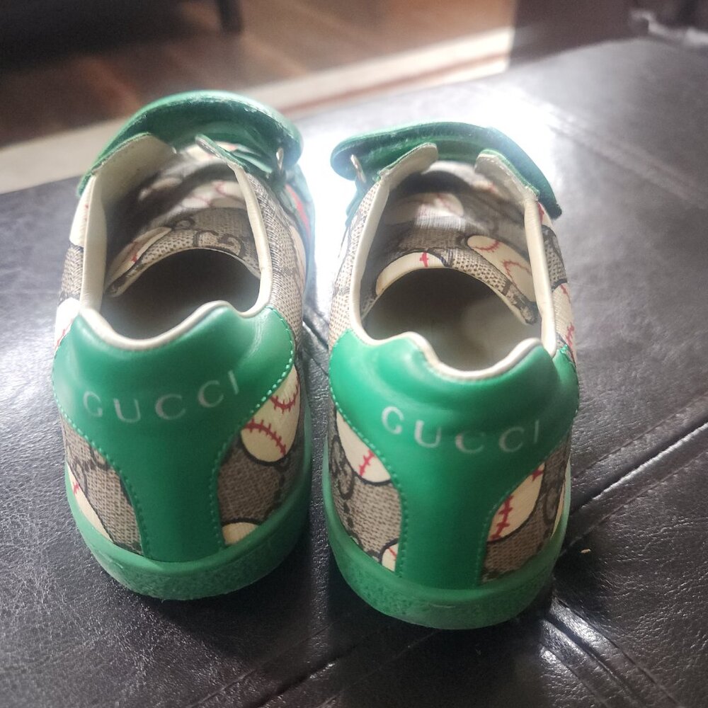 Kids Gucci Shoes - Picture 4 of 4